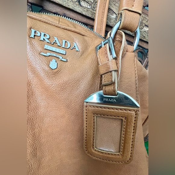❤️ SALE!!! ❤️ Prada Caramel Saffiano Leather Shoulder Bag - Picture 14 of 14